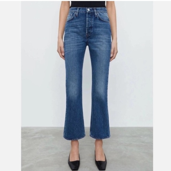 Toteme blue cropped kick flare everyday casual denim cotton jeans size 25x29.5 - Picture 1 of 16